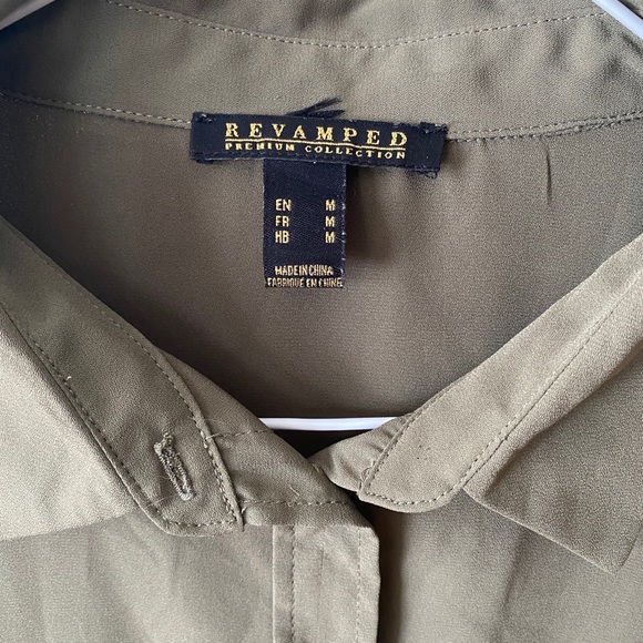 Hello! My name is Green Blouse! - Picture 3 of 3